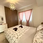 Albert's St. Lazarus 401 Apartment Larnaca