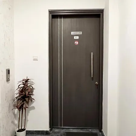 Albert's St. Lazarus 401 Lárnaca