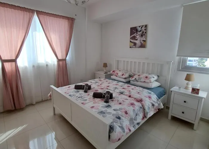 Διαμέρισμα Albert's St. Lazarus 401 *